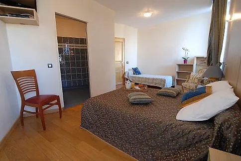 Logis Hotel Le Jardin Des Thermes Sail-sous-Couzan